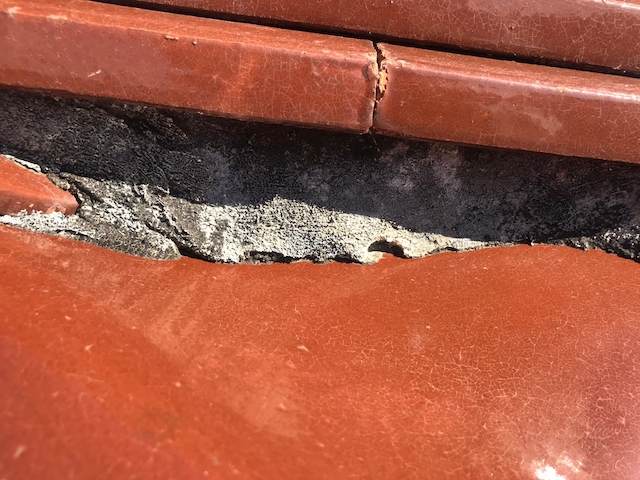 漆喰の経年劣化